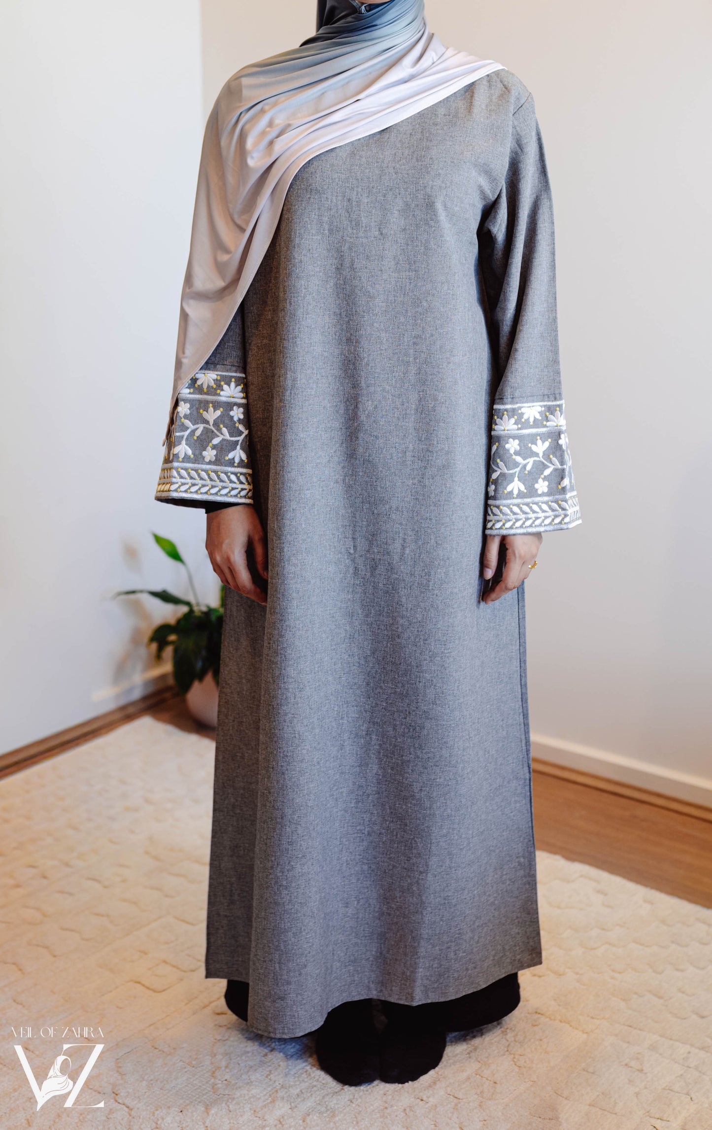 The Detail Abaya