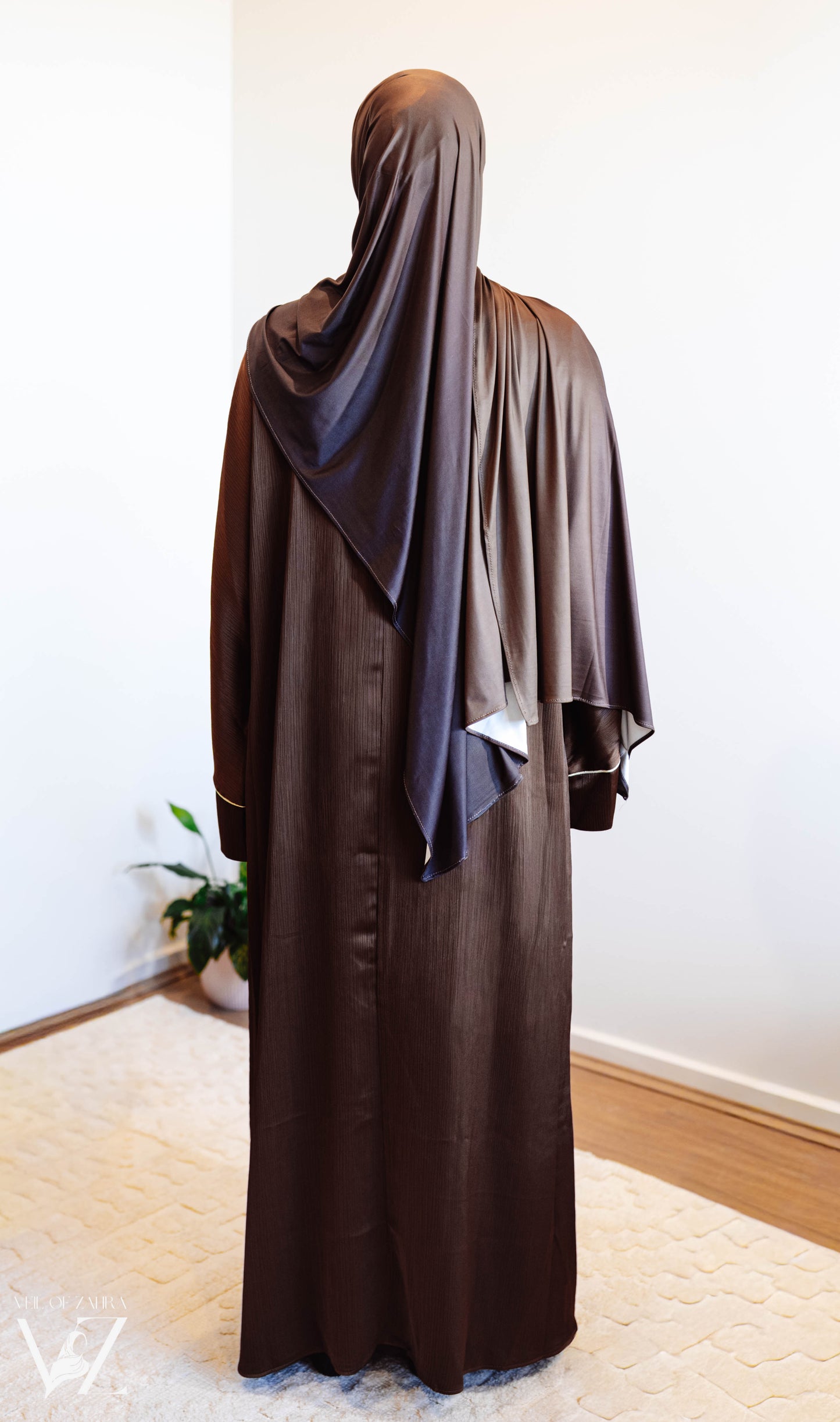The Classic Abaya