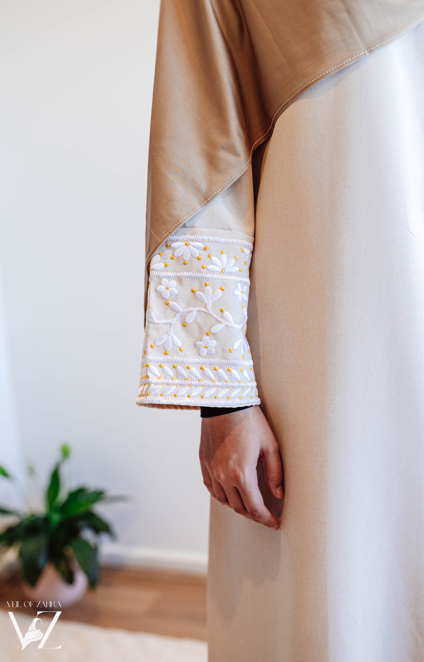 The Detail Abaya