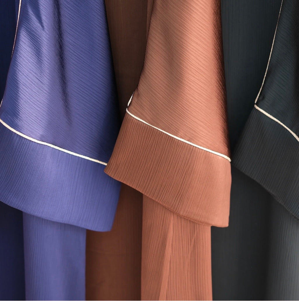The Classic Abaya