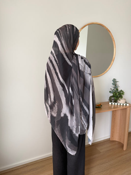 BlackBerry Sediment Hijab