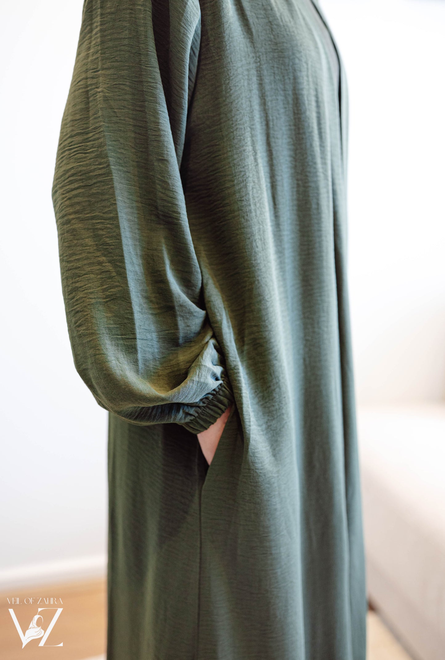 The Basic Abaya