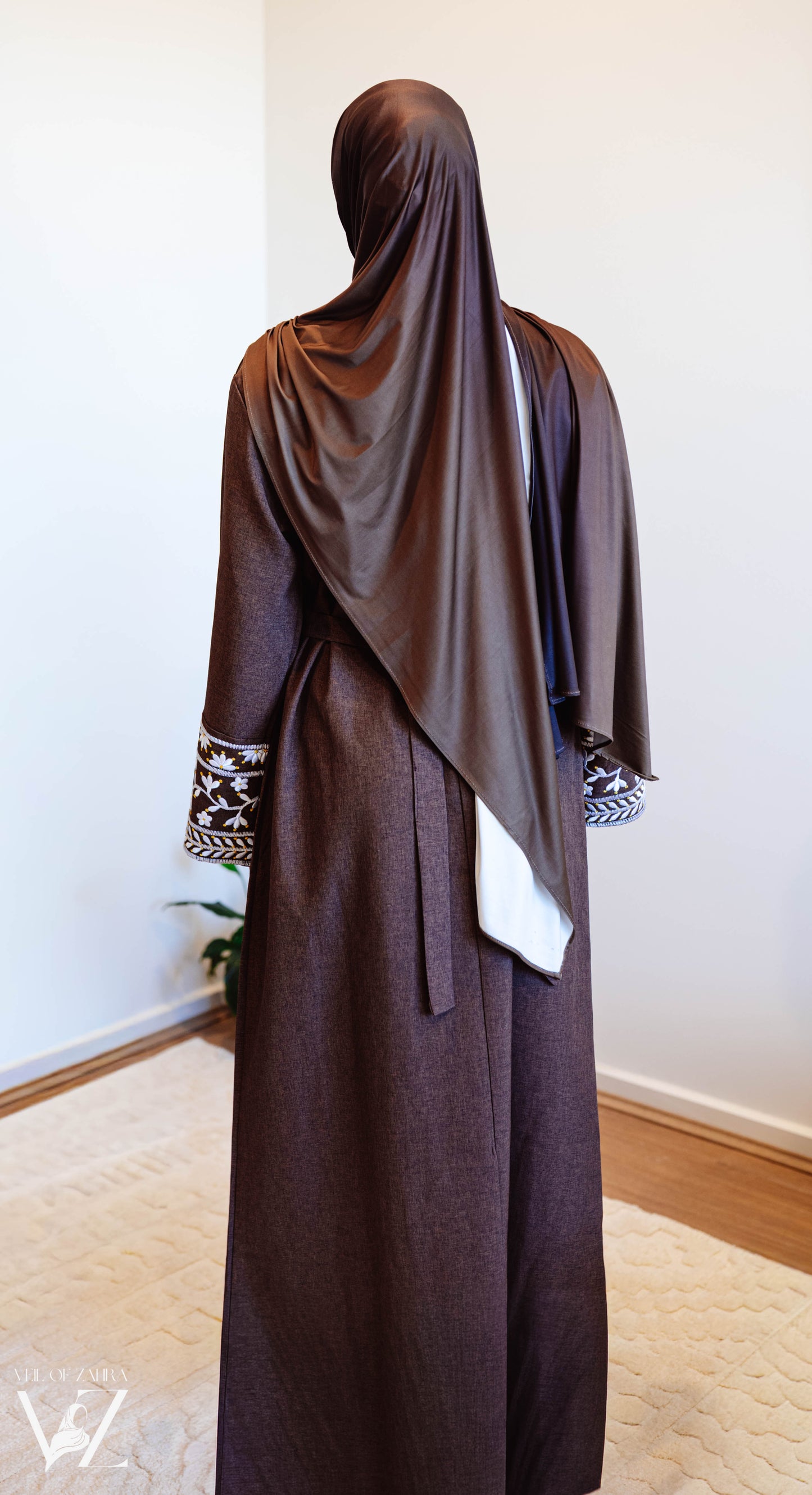 The Detail Abaya