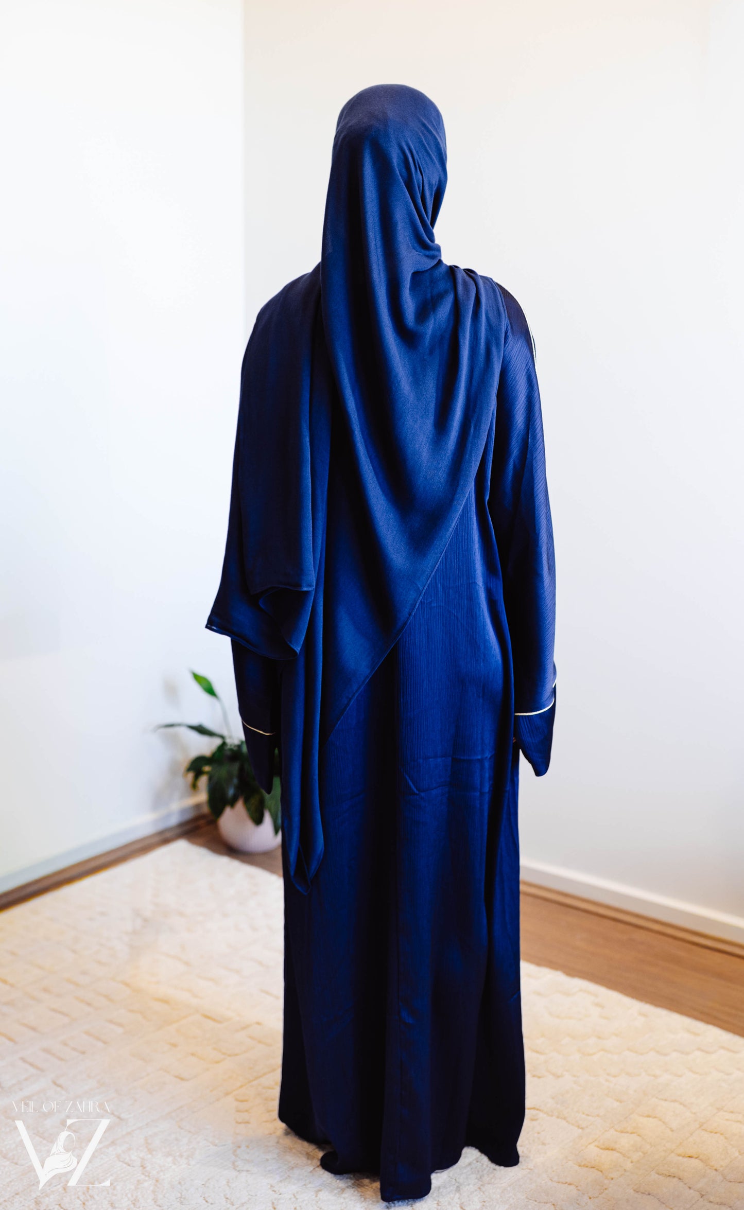 The Classic Abaya