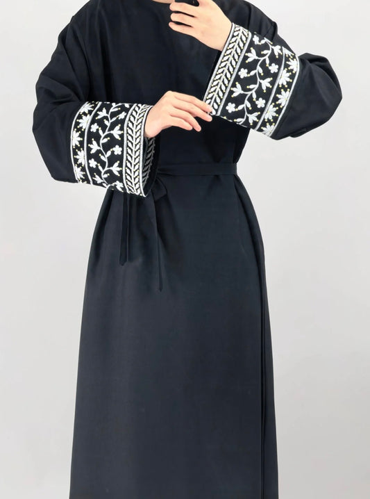 The Detail Abaya